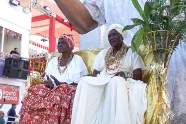 
          Imagem ilustrativa da imagem Vida de parteira que ajudou 300 nascimentos no ES vira filme
          