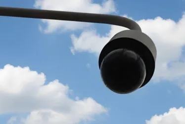 
          Imagem ilustrativa da imagem Vila Velha instala 100 novas câmeras para monitoramento no trânsito
          