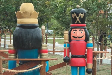 Imagem ilustrativa da imagem Vila de Natal de Cariacica: Orquestra, Papai Noel e queima de fogos