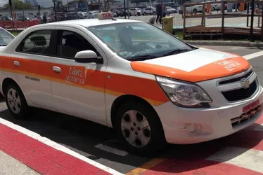 
          Imagem ilustrativa da imagem Vitória lança aplicativo para acionar taxistas
          
