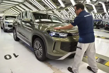 Imagem ilustrativa da imagem Volkswagen terá versões híbridas para todos novos modelos a partir de 2026