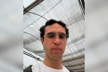 
          Imagem ilustrativa da imagem Zeca Veloso: 'Estou do lado dessa galera que me chama de nepobaby'
          