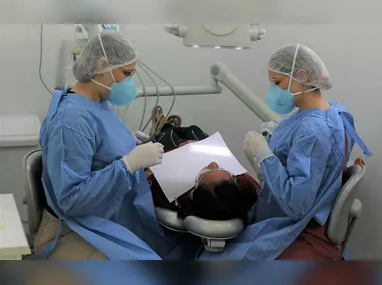 Imagem ilustrativa da imagem 900 vagas para tratamento de canal, cirurgia e prótese de graça