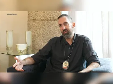 Imagem ilustrativa da imagem Delegado baleado em megaoperação no Rio diz que só sobreviveu porque colegas ‘não desistiram’