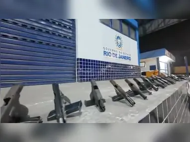 Motorista foi resgatado após 4 horas amarrado