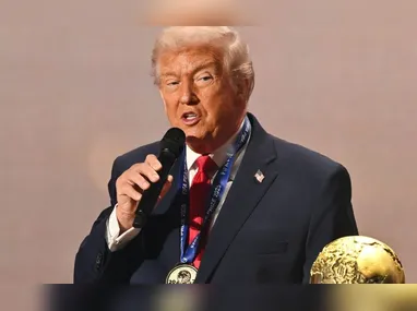 O técnico Carlo Ancelotti dirige a seleção brasileira no Copa do Mundo 2026