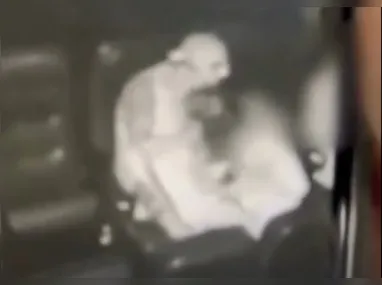 Imagem ilustrativa da imagem Homem que agrediu companheira grávida em cinema é preso após publicar ofensas em redes sociais