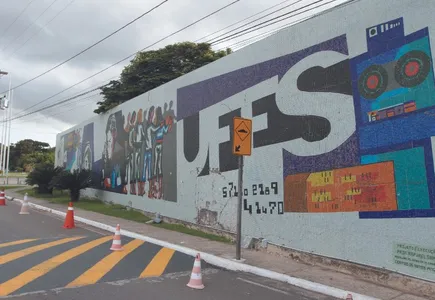 
          Imagem ilustrativa da imagem Ufes celebra 50 anos do curso de Comunicação Social com lançamento de livro
          