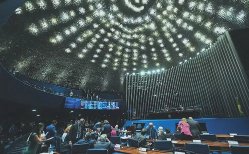 
          Imagem ilustrativa da imagem 311 mil no ES vão ficar isentos ou pagar IR menor a partir de 2026
          