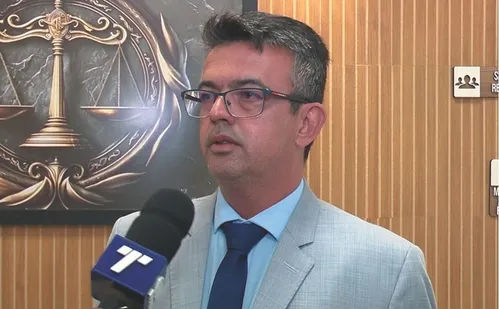 
          Imagem ilustrativa da imagem Acidente com BMW na Rodovia do Sol: "Motorista não teve culpa", diz advogado
          