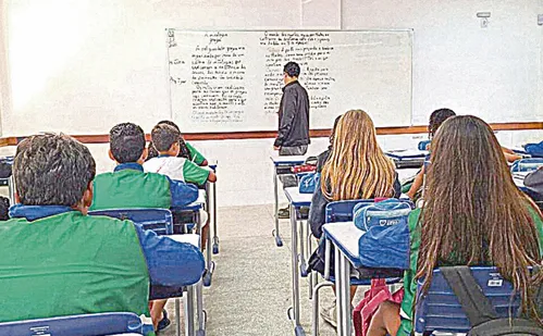 
          Imagem ilustrativa da imagem Ainda dá tempo de fazer matrícula na rede pública
          