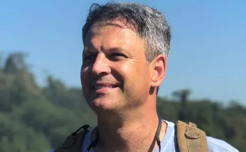 
          Imagem ilustrativa da imagem Alexandre de Moraes determina prisão domiciliar para major do Espírito Santo
          