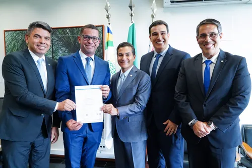 
          Imagem ilustrativa da imagem Anderson Goggi se filia ao Republicanos em Brasília
          