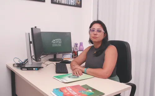 
          Imagem ilustrativa da imagem Aposentado cai no golpe da cesta básica, mas evita prejuízo de R$ 40 mil
          