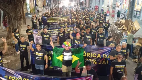 
          Imagem ilustrativa da imagem Assembleia define paralisação de 24 horas da Polícia Civil no dia 4 de fevereiro
          