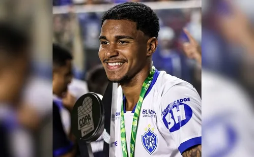 
          Imagem ilustrativa da imagem Atacantes seguem na dupla Vi-Rio para 2026
          