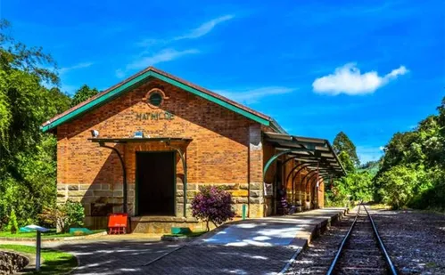 
          Imagem ilustrativa da imagem Até cinema em antiga estação ferroviária de Alfredo Chaves
          