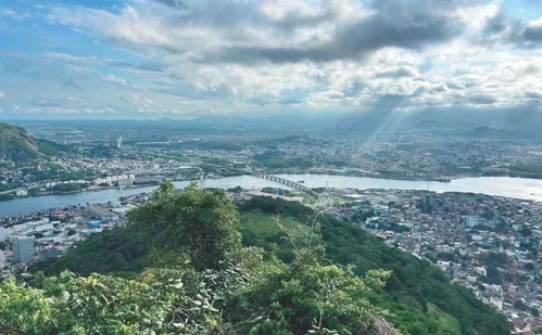 
          Imagem ilustrativa da imagem Atrativos para curtir o verão na capital capixaba
          