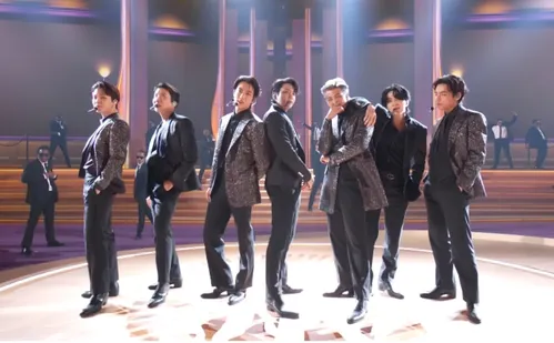 
          Imagem ilustrativa da imagem BTS anuncia retorno após hiato e apresentações inéditas em programa de Jimmy Fallon
          