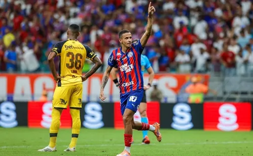 
          Imagem ilustrativa da imagem Bahia domina, vence Sport e ainda sonha com vaga direta na Libertadores
          