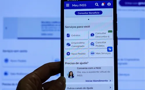 
          Imagem ilustrativa da imagem Banco vai devolver dinheiro a 100 mil por cobranças indevidas
          