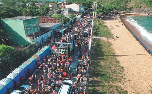 
          Imagem ilustrativa da imagem Blocos, desfiles e trios elétricos: a programação do Carnaval na Grande Vitória
          