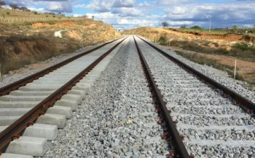 
          Imagem ilustrativa da imagem Bloqueio de ferrovia em Aracruz dá prejuízo de R$ 50 milhões
          