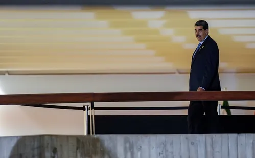 
          Imagem ilustrativa da imagem Brasil não assina comunicado sobre Venezuela liderado pela Argentina
          