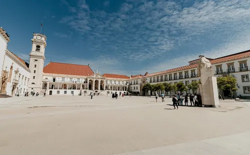 
          Imagem ilustrativa da imagem Brasileiros podem usar nota do Enem para estudar em Portugal
          