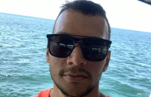 
          Imagem ilustrativa da imagem Cabo dos Bombeiros morre após mal súbito durante curso de mergulho em Pernambuco
          