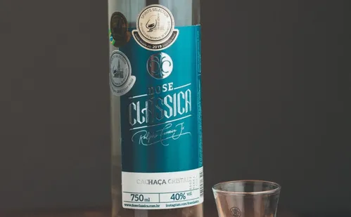 
          Imagem ilustrativa da imagem Cachaça capixaba ganha ouro em competição internacional
          