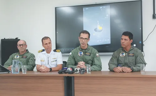 
          Imagem ilustrativa da imagem Câmera com sensor de calor encontra casal perdido no mar
          