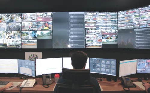 
          Imagem ilustrativa da imagem Câmeras ajudam a prender 144 devedores de pensão
          