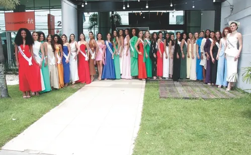 
          Imagem ilustrativa da imagem Candidatas de 35 e 36 anos vão disputar título de miss no ES
          