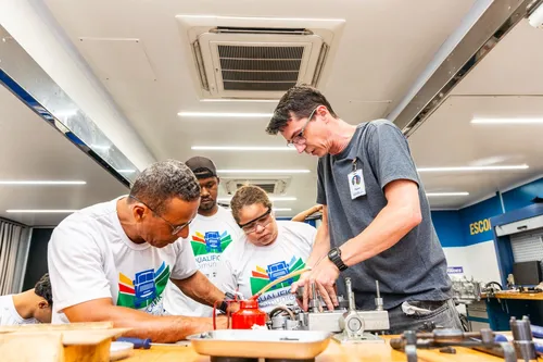 
          Imagem ilustrativa da imagem Capacitação, emprego e renda
          