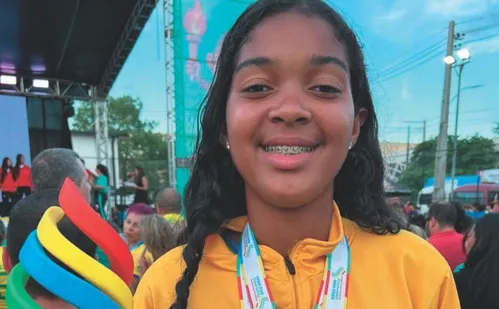 
          Imagem ilustrativa da imagem Capixaba Ana Elizia é tricampeã continental de atletismo adaptado
          