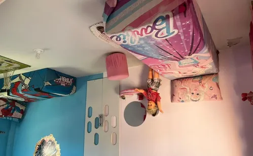 
          Imagem ilustrativa da imagem Casa de cabeça para baixo em Guriri amplia horário de visitação
          