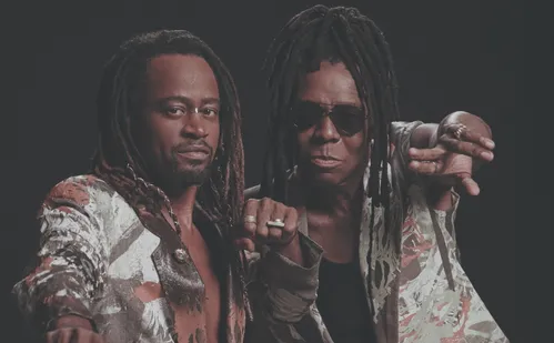 
          Imagem ilustrativa da imagem Cidade Negra traz turnê De agora em diante para Guarapari: “Nunca saímos de cena”
          