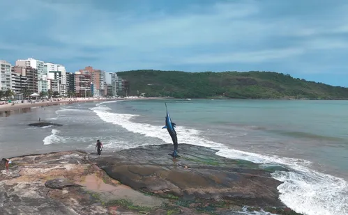
          Imagem ilustrativa da imagem Cidade Saúde: diversão em mais de 50 praias de Guarapari
          