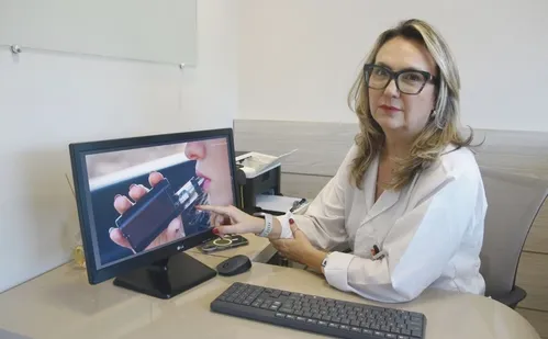 
          Imagem ilustrativa da imagem Cigarro eletrônico: “Não existe uso seguro de vape”, dizem médicos
          