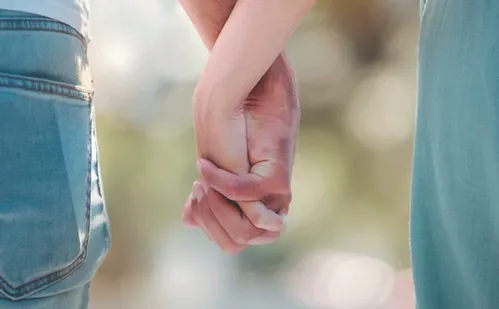 
          Imagem ilustrativa da imagem Como identificar os sinais do “divórcio silencioso”
          