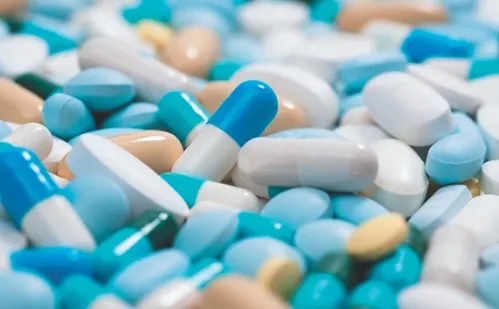 
          Imagem ilustrativa da imagem Consumo de antibióticos dispara e acende alerta entre médicos
          