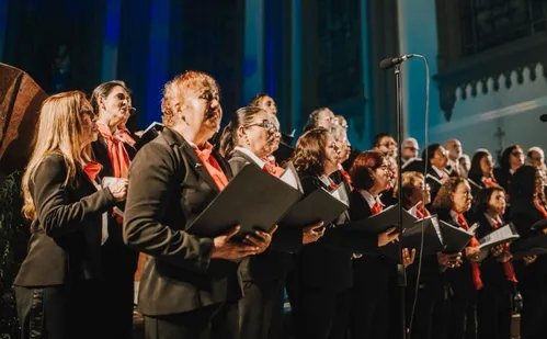 
          Imagem ilustrativa da imagem Coral ArcelorMittal inicia apresentações de Natal gratuitas nesta sexta-feira
          