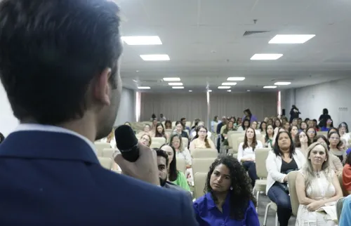 
          Imagem ilustrativa da imagem Coren-pe homenageia responsáveis técnicos de enfermagem que se destacaram em 2025
          