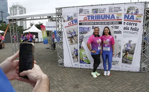 
          Imagem ilustrativa da imagem Corrida Tribuna Ruas da Cidade: atletas com deficiência brilham na prova
          