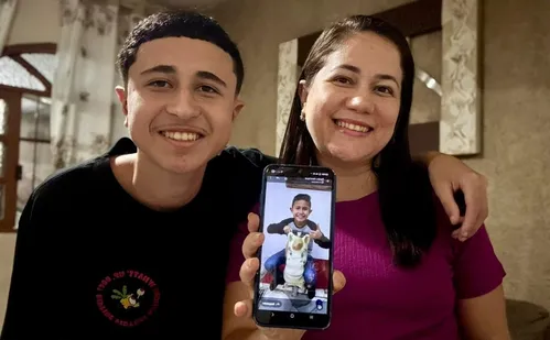 
          Imagem ilustrativa da imagem Crianças com 8 anos já recorrem a cirurgias plásticas contra bullying
          