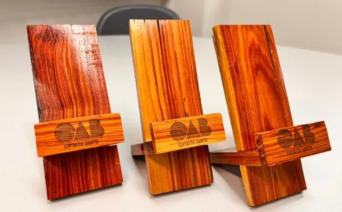 
          Imagem ilustrativa da imagem Detentos vão produzir troféus que serão entregues em homenagem promovida pela OAB
          