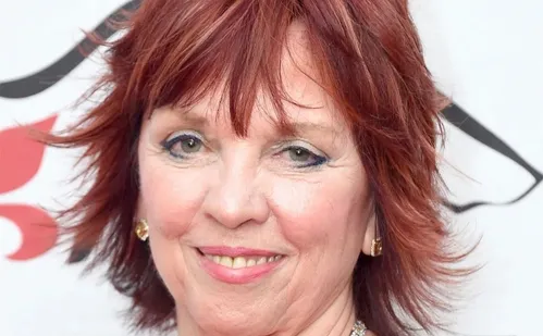 
          Imagem ilustrativa da imagem "Devoção Mortal": casal de psicopatas em história de Nora Roberts
          