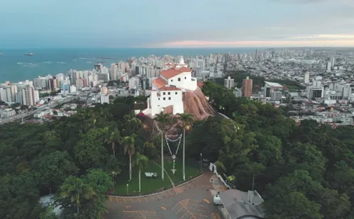 
          Imagem ilustrativa da imagem Dia de Finados com missas especiais na Grande Vitória
          