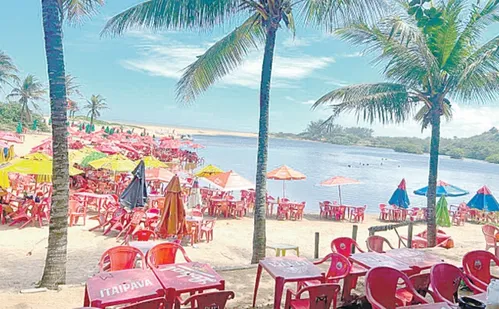 
          Imagem ilustrativa da imagem Diversão garantida em praias e lagunas de Marataízes
          